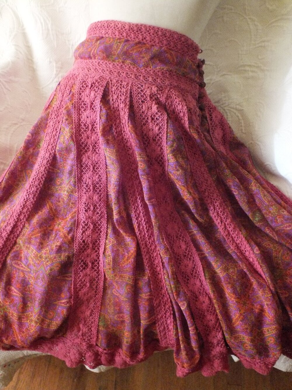 Vintage Paisley Skirt with Crochet Edging in Pink and Purple Gypsy Skirt Size M